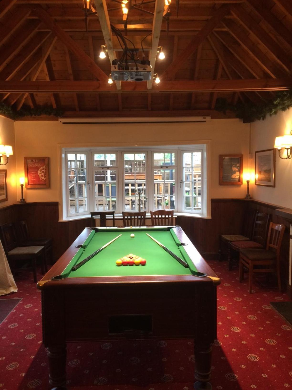 The Wheatsheaf Inn Cuckfield Екстер'єр фото
