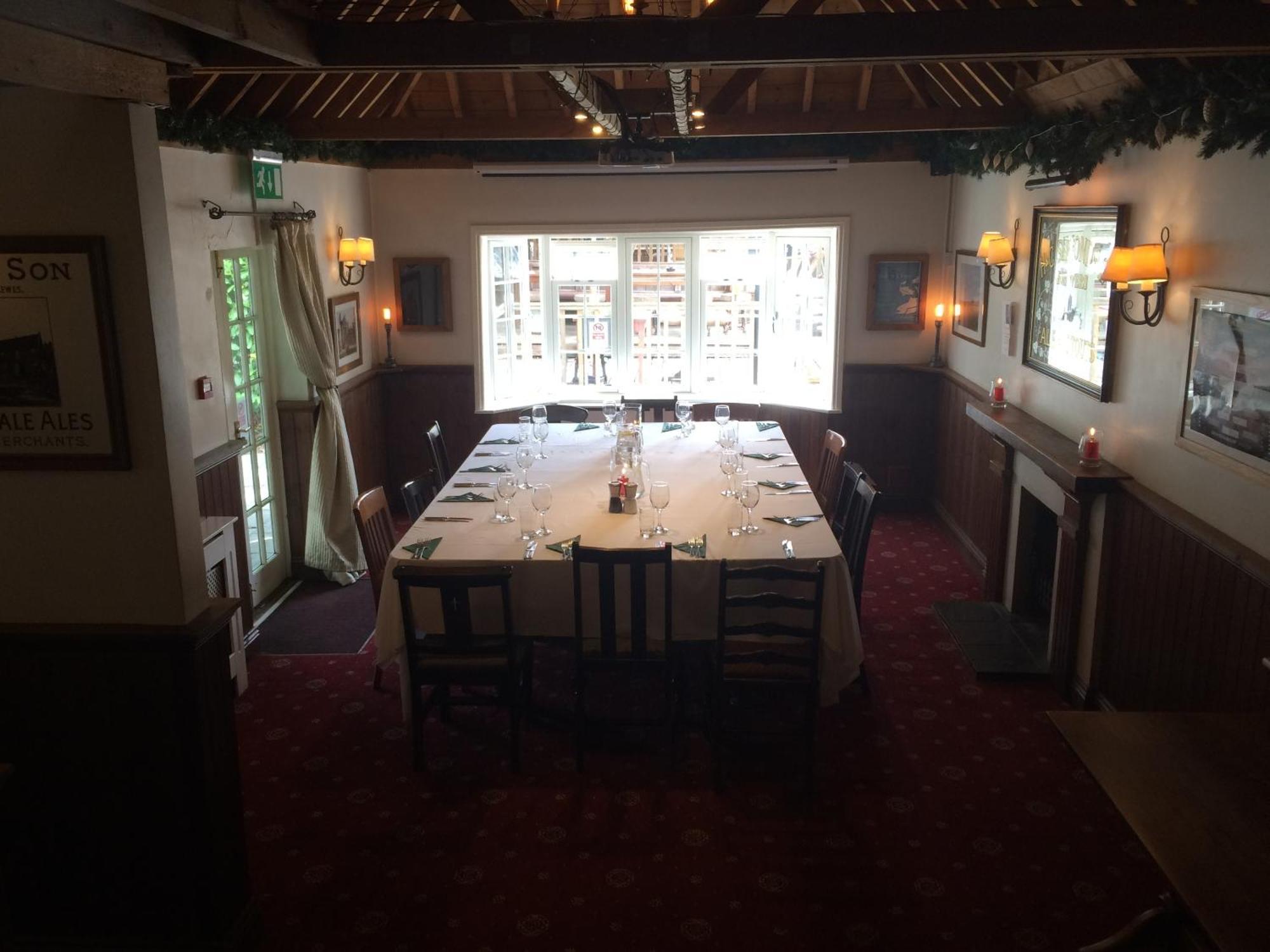The Wheatsheaf Inn Cuckfield Екстер'єр фото
