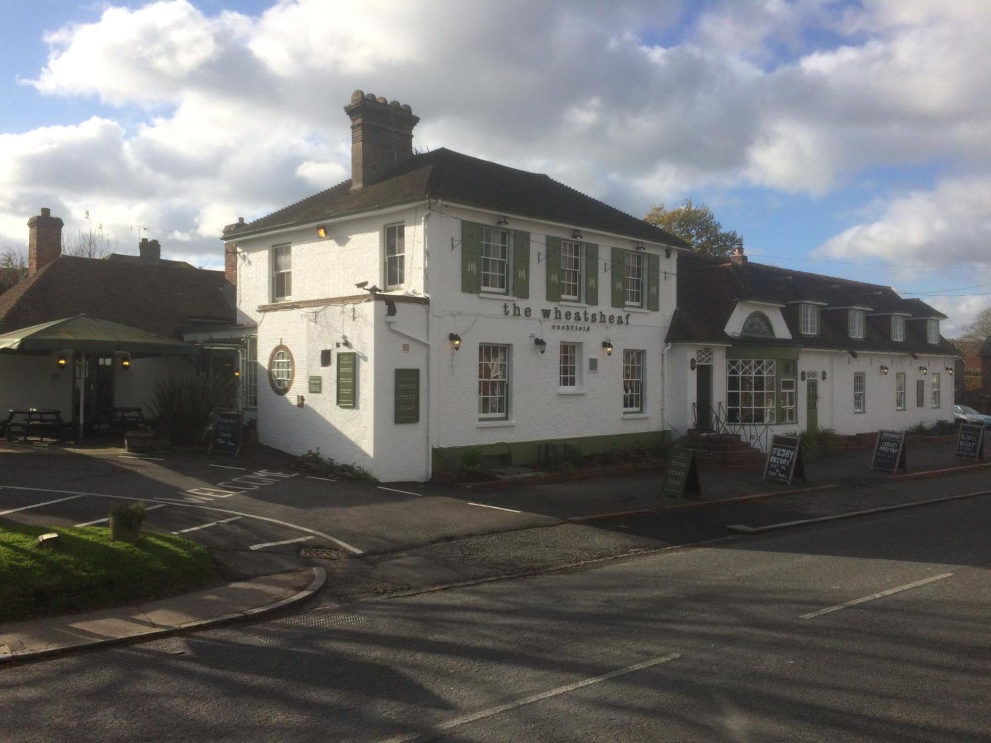 The Wheatsheaf Inn Cuckfield Екстер'єр фото