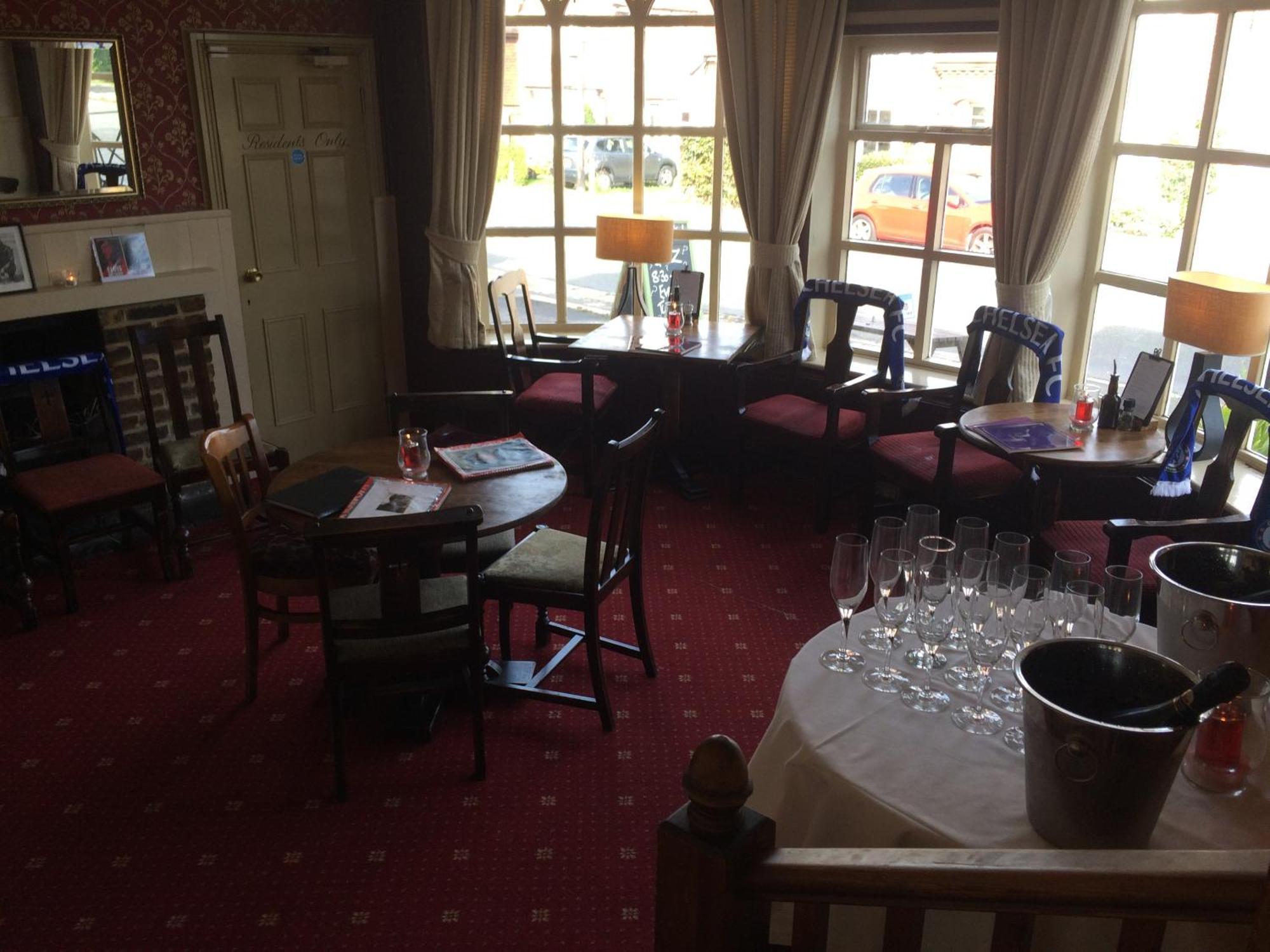 The Wheatsheaf Inn Cuckfield Екстер'єр фото